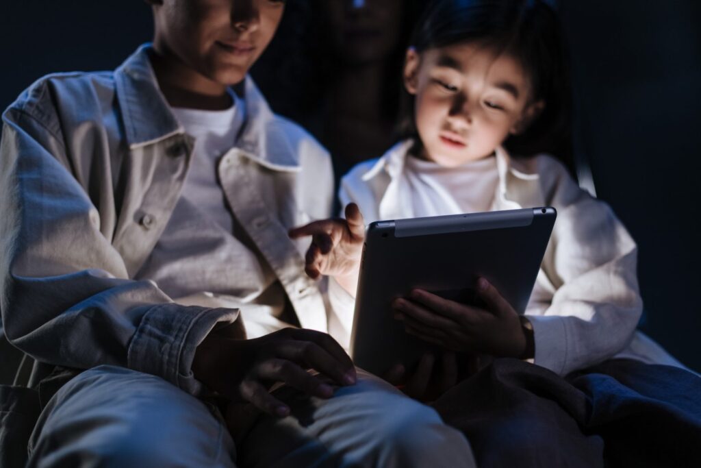 Encourage your kids to report online abuse 