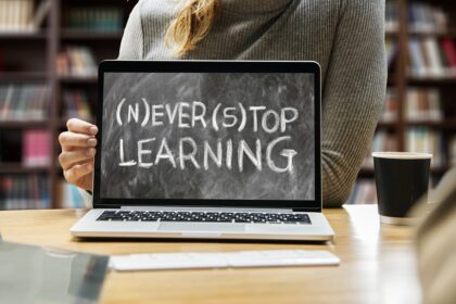pros and cons of online education for kids